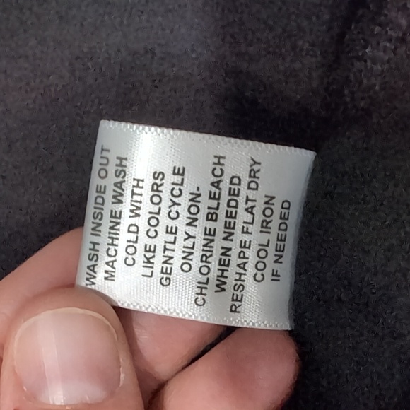 Elle XS black flowy blouse - Picture 7 of 7